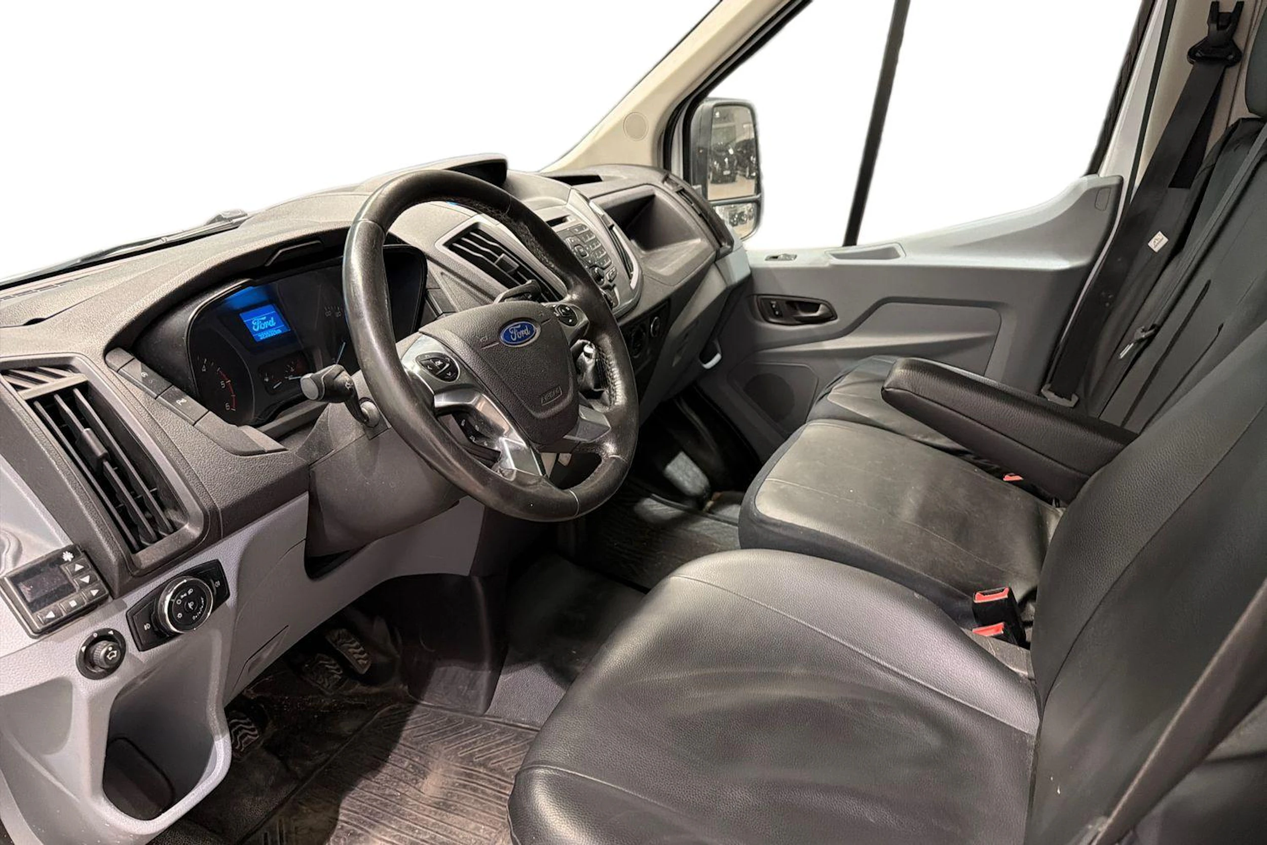 Valkoinen Ford TRANSIT 2016 kuva 3.