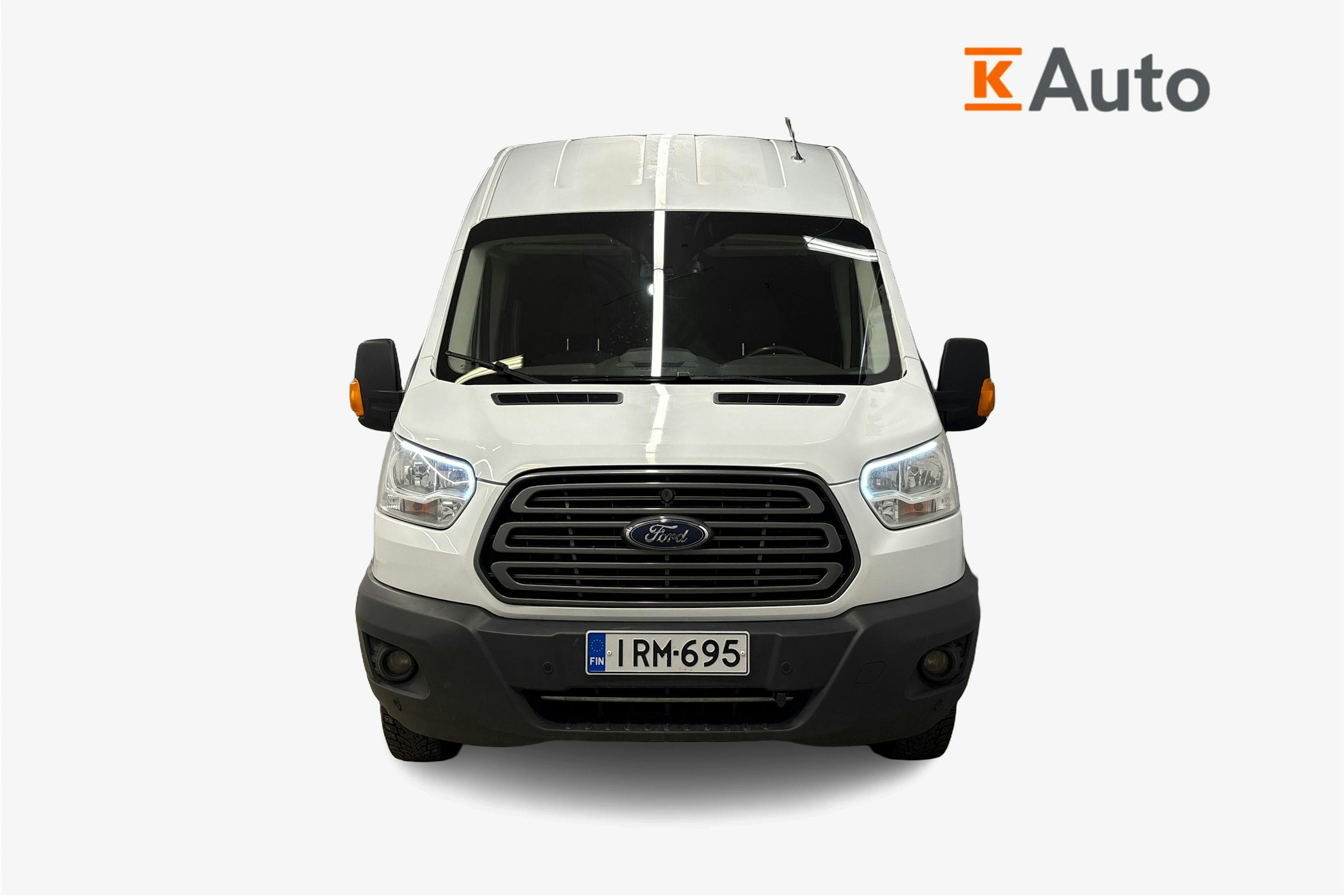 valkoinen Ford Transit 2016 kuva 4.