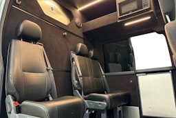 valkoinen Ford Transit 2016 kuva 8.