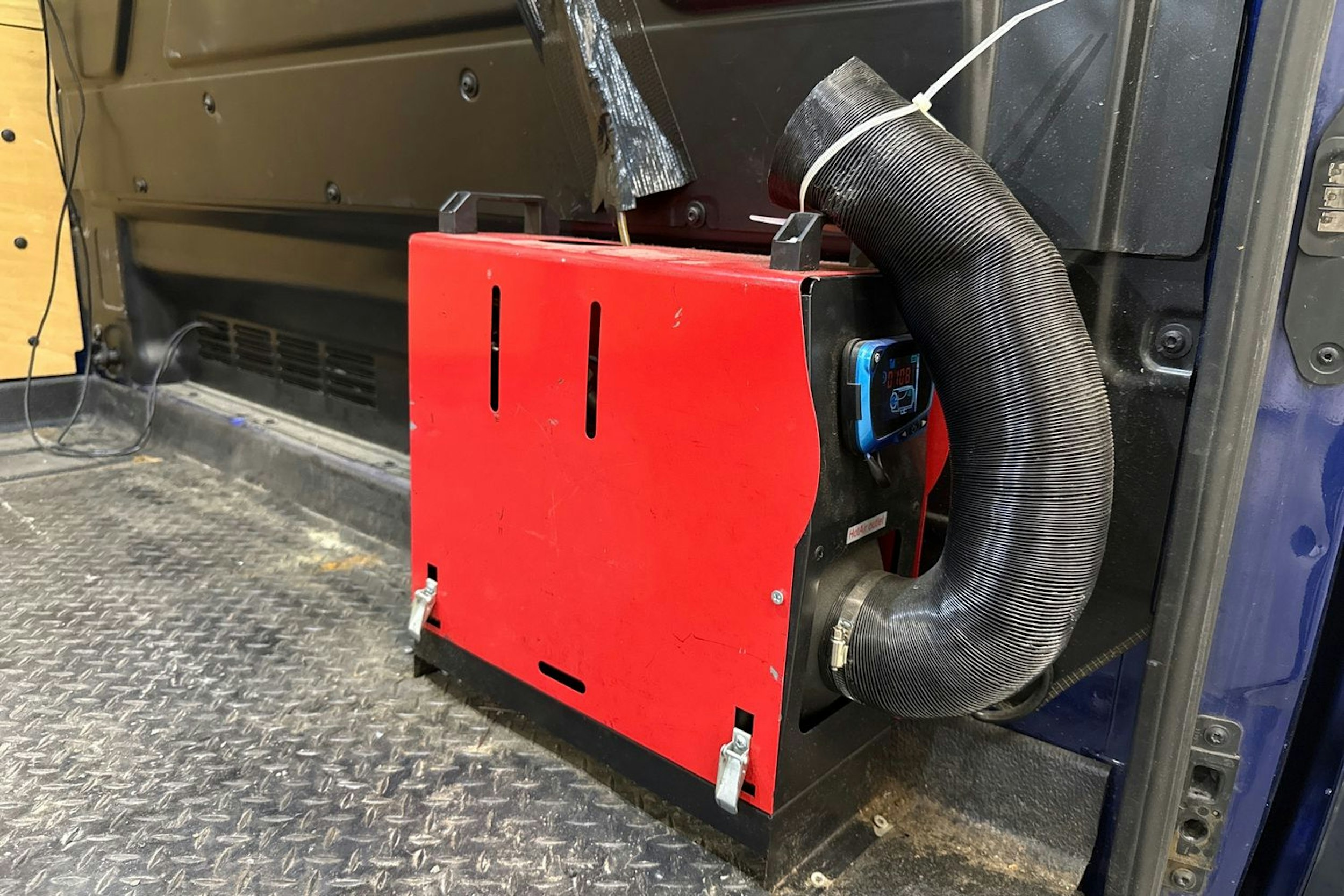 sininen Ford Transit 2016 kuva 31.