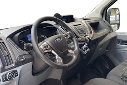 valkoinen Ford Transit 2016 kuva 7.