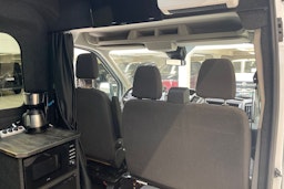 valkoinen Ford Transit 2016 kuva 12.