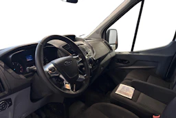 valkoinen Ford Transit 2016 kuva 3.