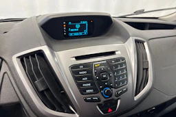 valkoinen Ford Transit 2016 kuva 15.