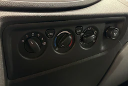 keltainen Ford Transit 2016 kuva 22.