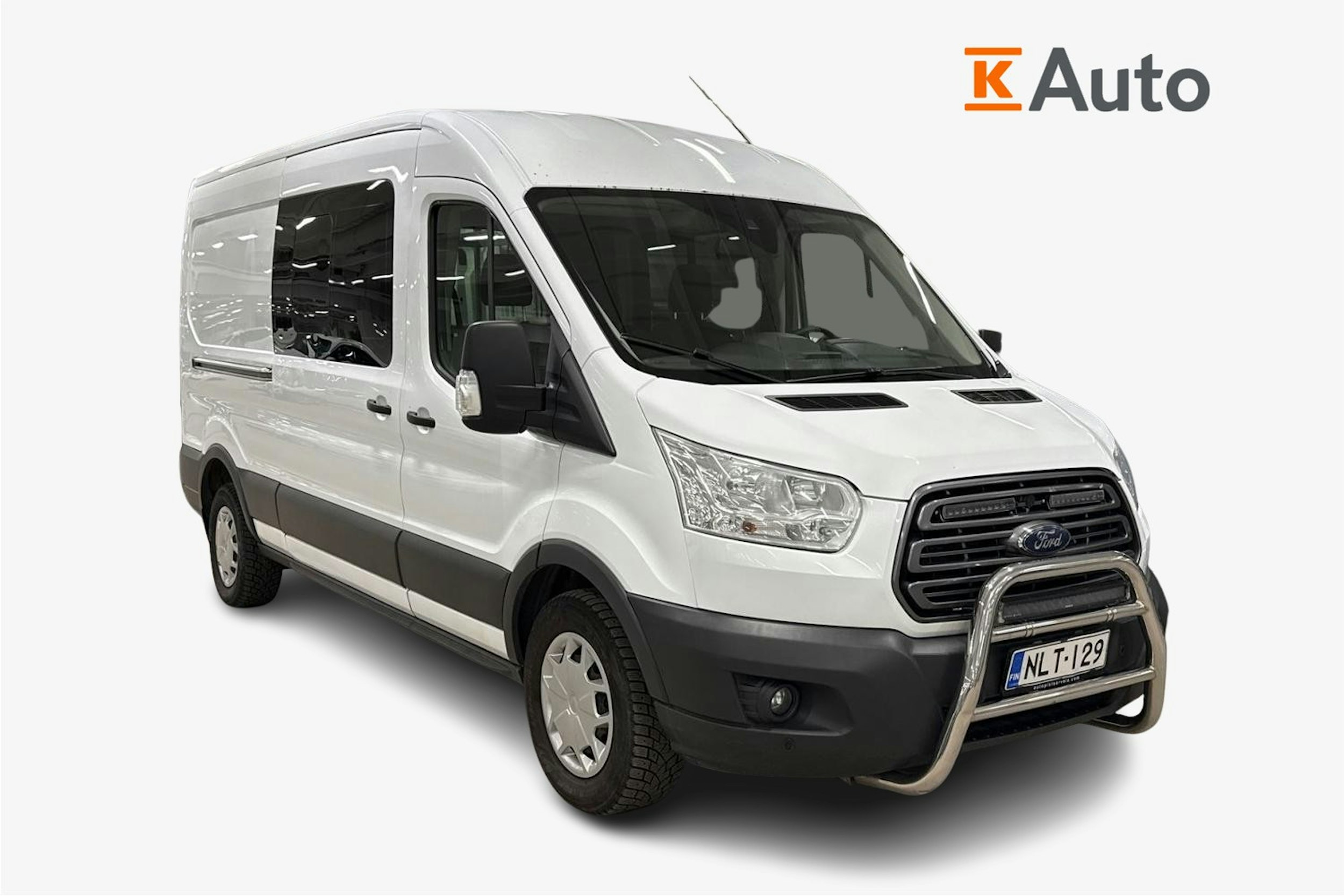 valkoinen Ford Transit 2016 kuva 1.