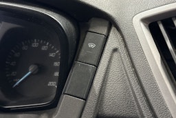 valkoinen Ford Transit 2016 kuva 15.