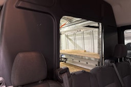 valkoinen Ford Transit 2016 kuva 21.