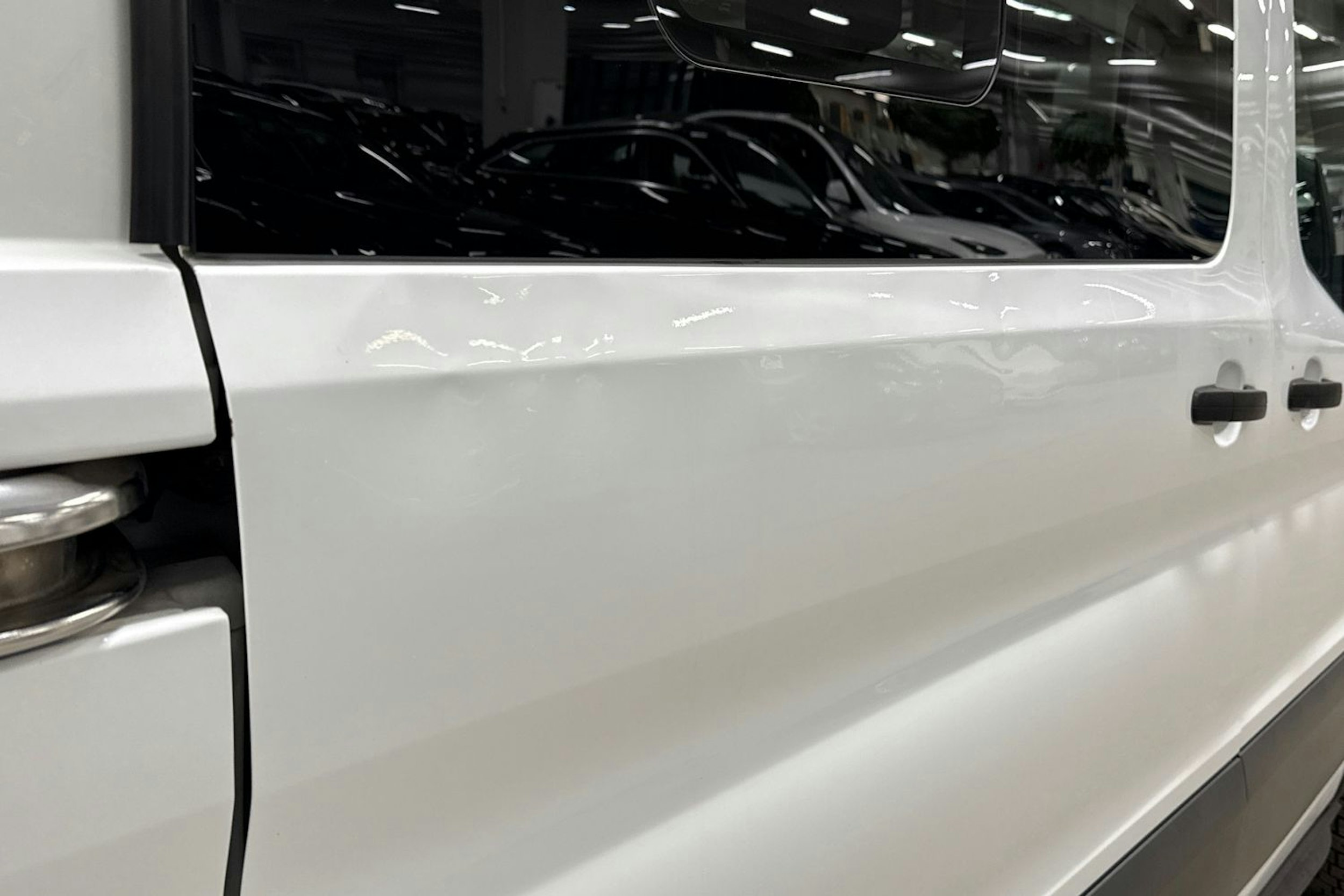 valkoinen Ford Transit 2016 kuva 24.