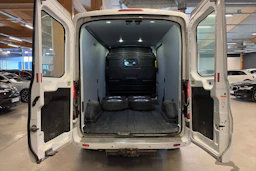 valkoinen Ford Transit 2016 kuva 8.