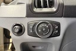 beige Ford Transit 2016 kuva 14.