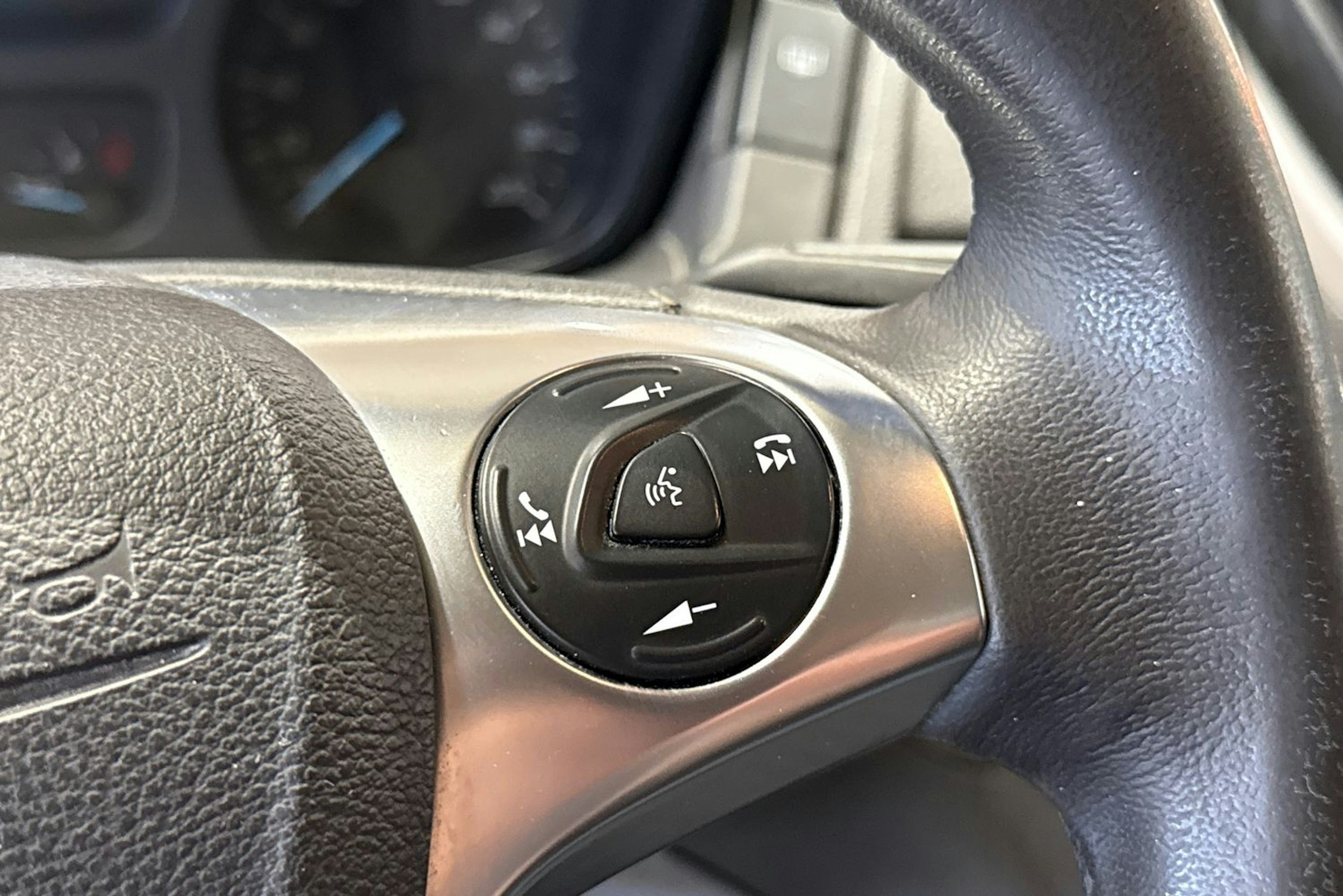 beige Ford Transit 2016 kuva 17.