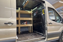 beige Ford Transit 2016 kuva 25.
