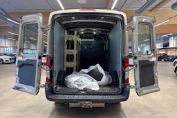 beige Ford Transit 2016 kuva 26.