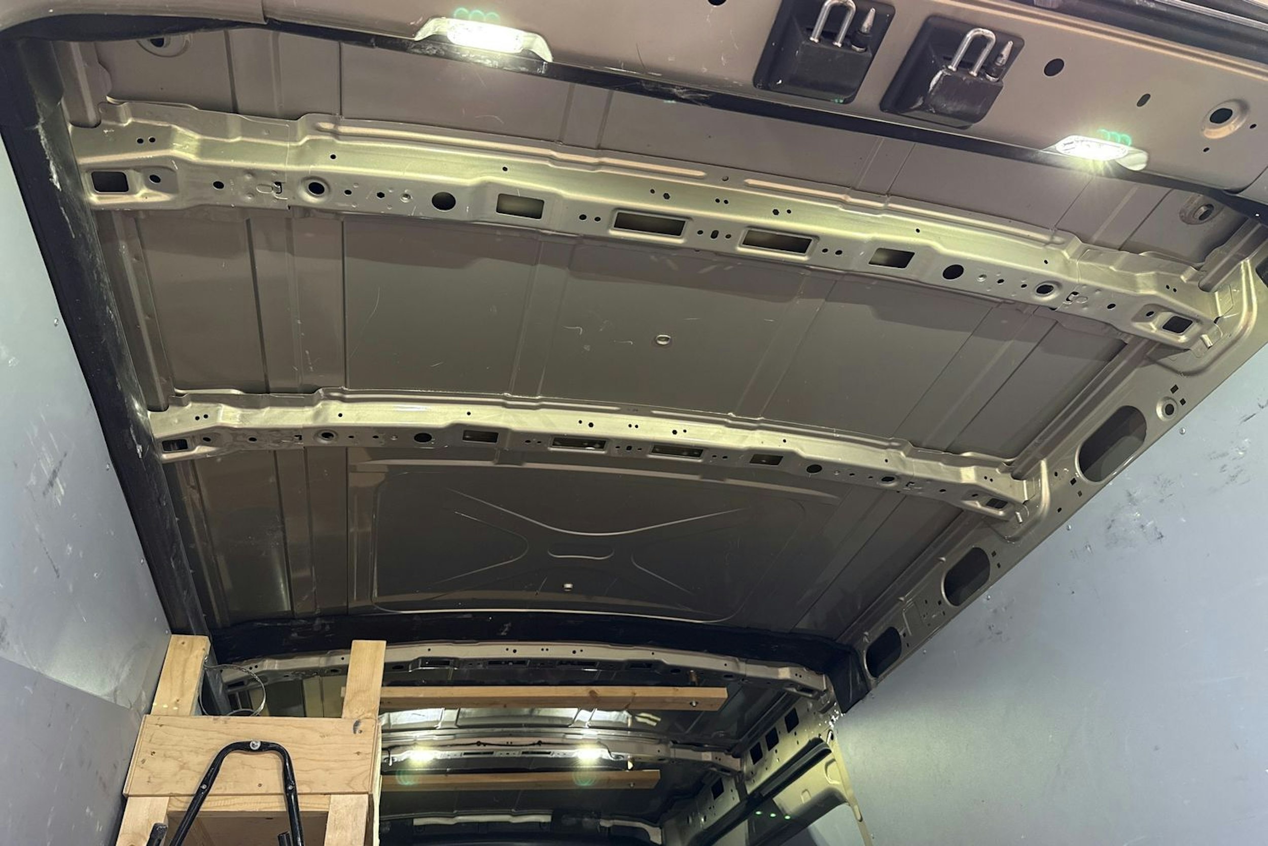beige Ford Transit 2016 kuva 27.