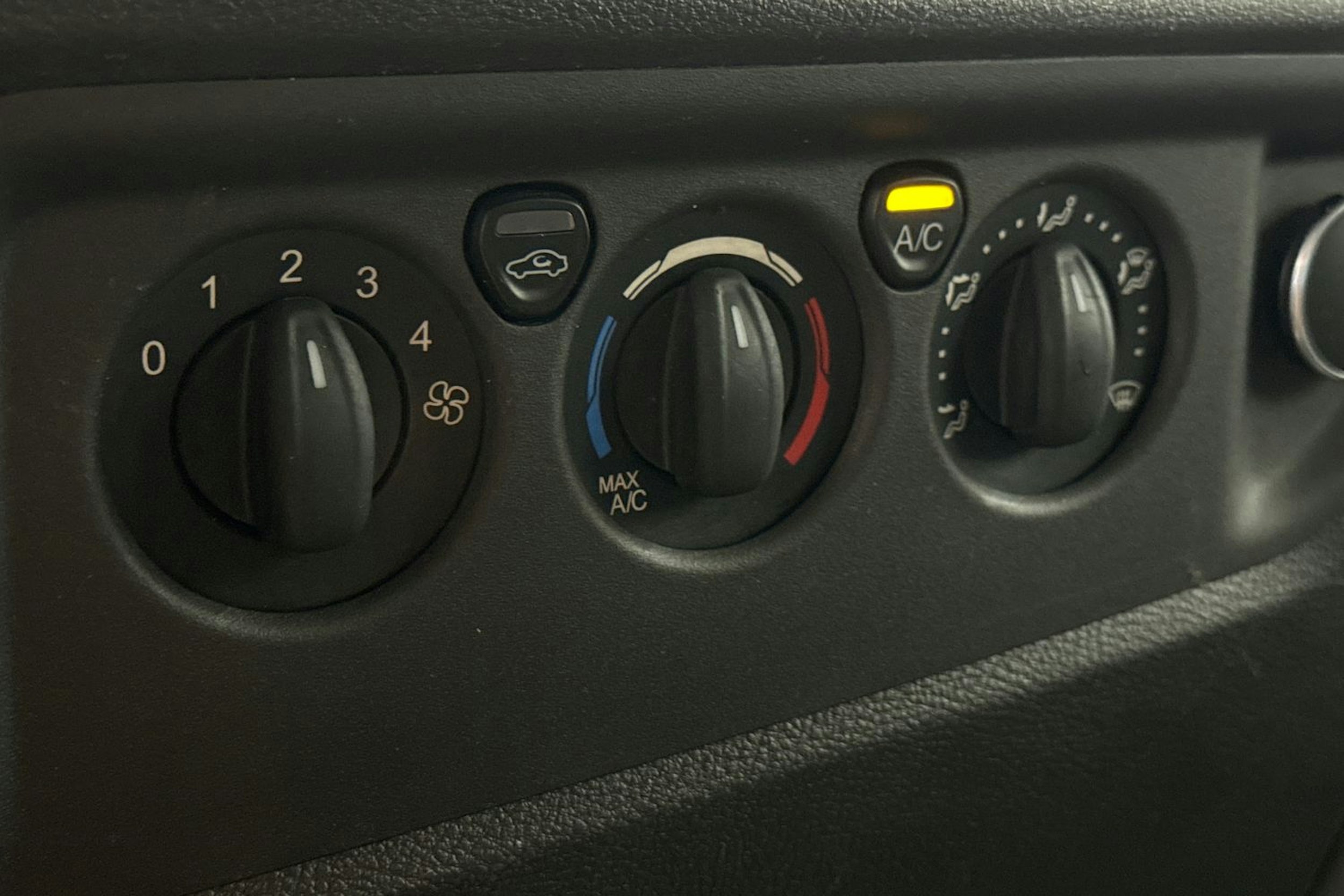 harmaa Ford Transit 2016 kuva 23.
