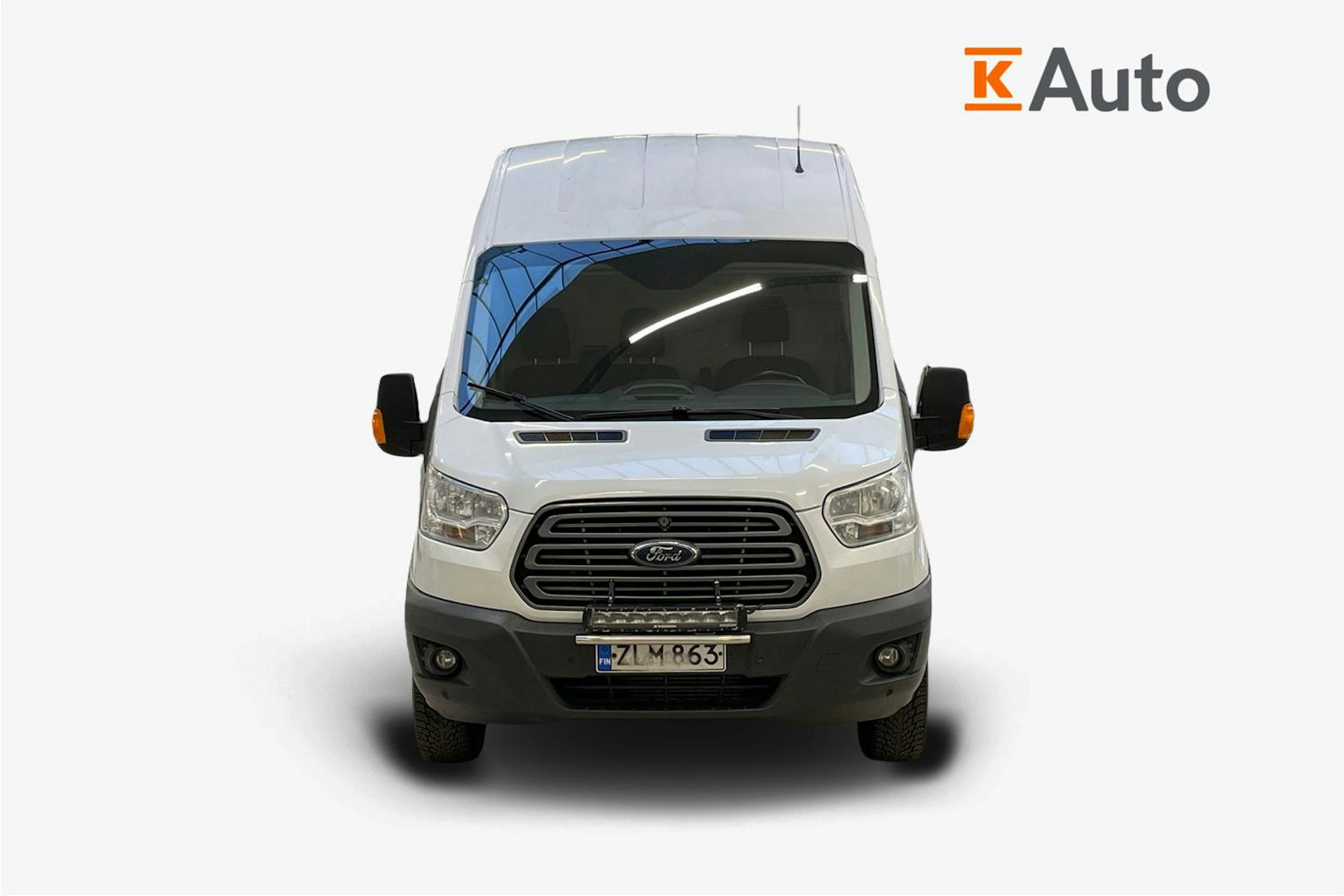 valkoinen Ford Transit 2016 kuva 5.