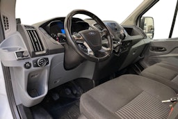 valkoinen Ford Transit 2016 kuva 7.