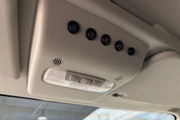 Punainen Ford TRANSIT 2017 kuva 25.