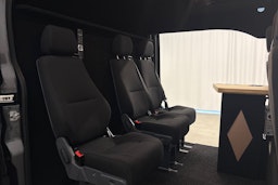 harmaa Ford Transit 2017 kuva 24.
