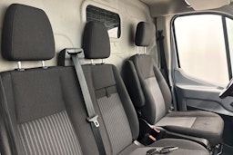harmaa Ford Transit 2017 kuva 14.