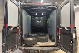 harmaa Ford Transit 2017 kuva 7.