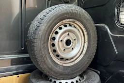 met. harmaa Ford Transit 2017 kuva 27.