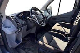 harmaa Ford Transit 2017 kuva 3.