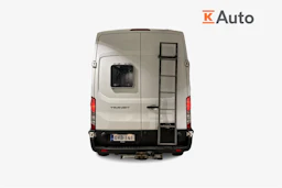 valkoinen Ford Transit 2017 kuva 4.