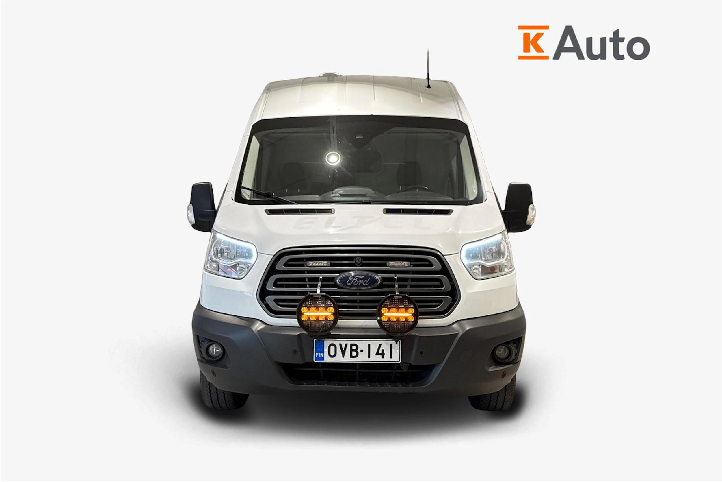 valkoinen Ford Transit 2017 kuva 5.
