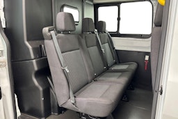 valkoinen Ford Transit 2017 kuva 10.