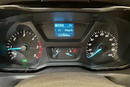 valkoinen Ford Transit 2017 kuva 25.