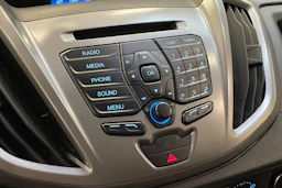 valkoinen Ford Transit 2017 kuva 31.