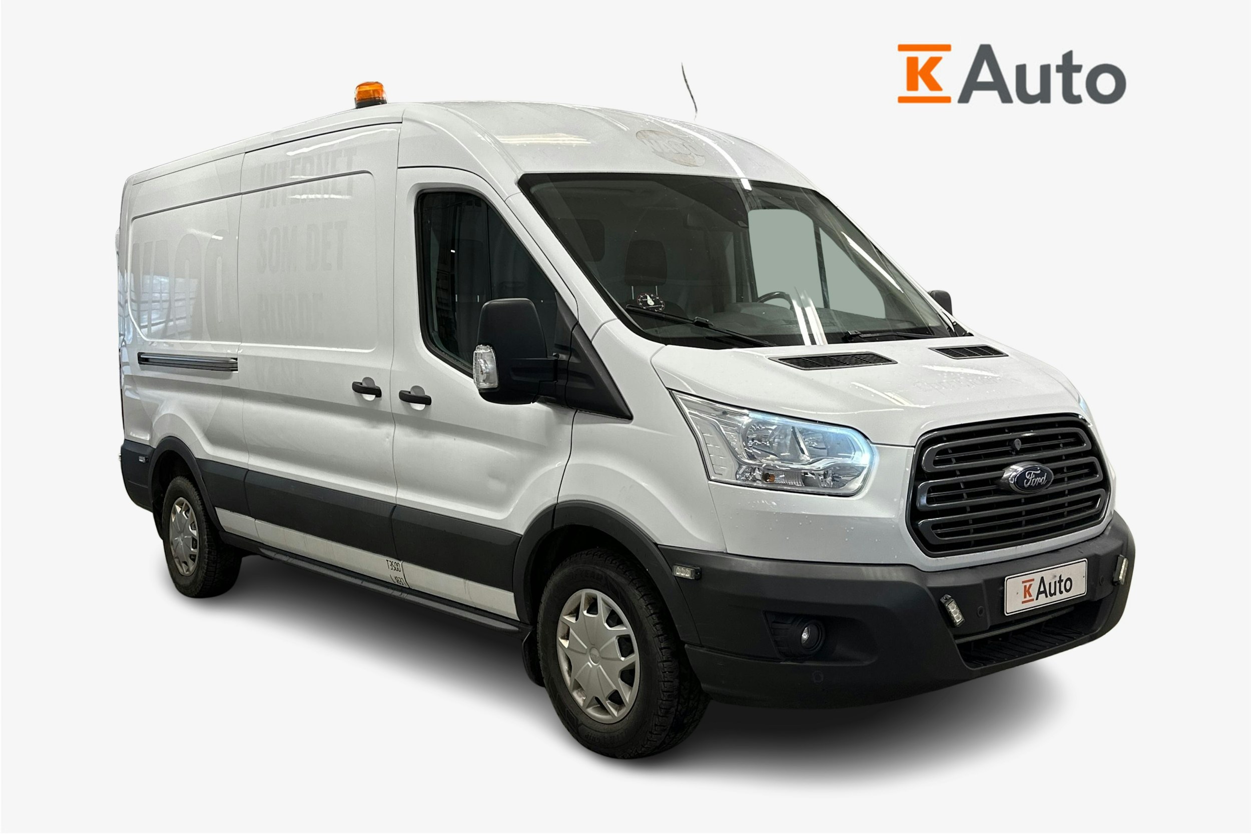 valkoinen Ford Transit 2017 kuva 1.