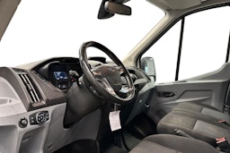 valkoinen Ford Transit 2017 kuva 3.
