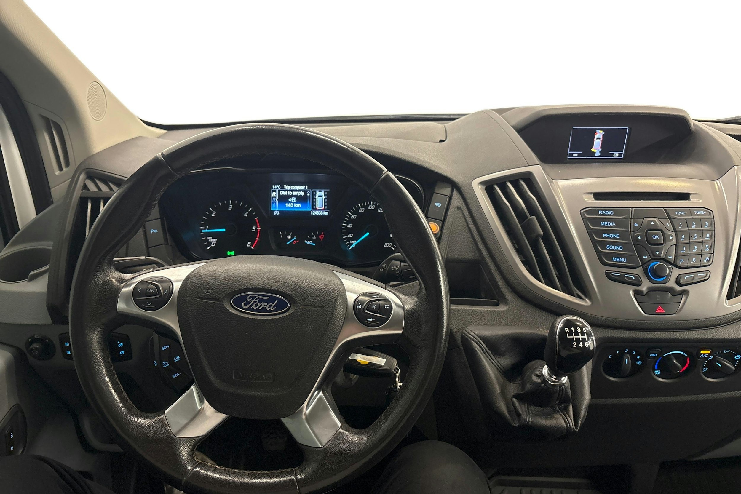 valkoinen Ford Transit 2017 kuva 7.