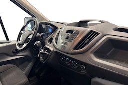 valkoinen Ford Transit 2017 kuva 8.