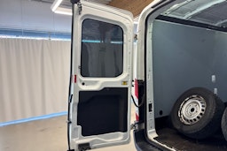 valkoinen Ford Transit 2017 kuva 24.