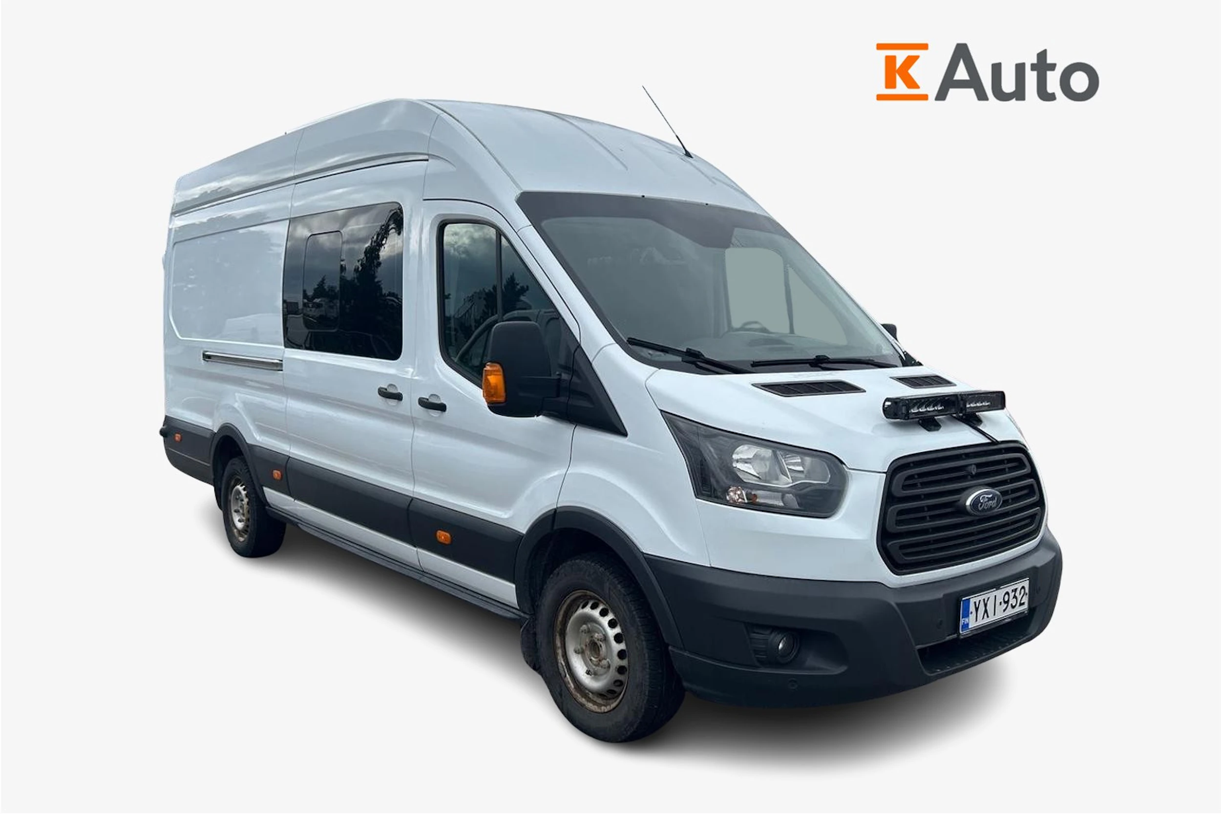 valkoinen Ford Transit 2017 kuva 1.