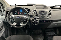 valkoinen Ford Transit 2017 kuva 7.