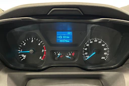 valkoinen Ford Transit 2017 kuva 11.