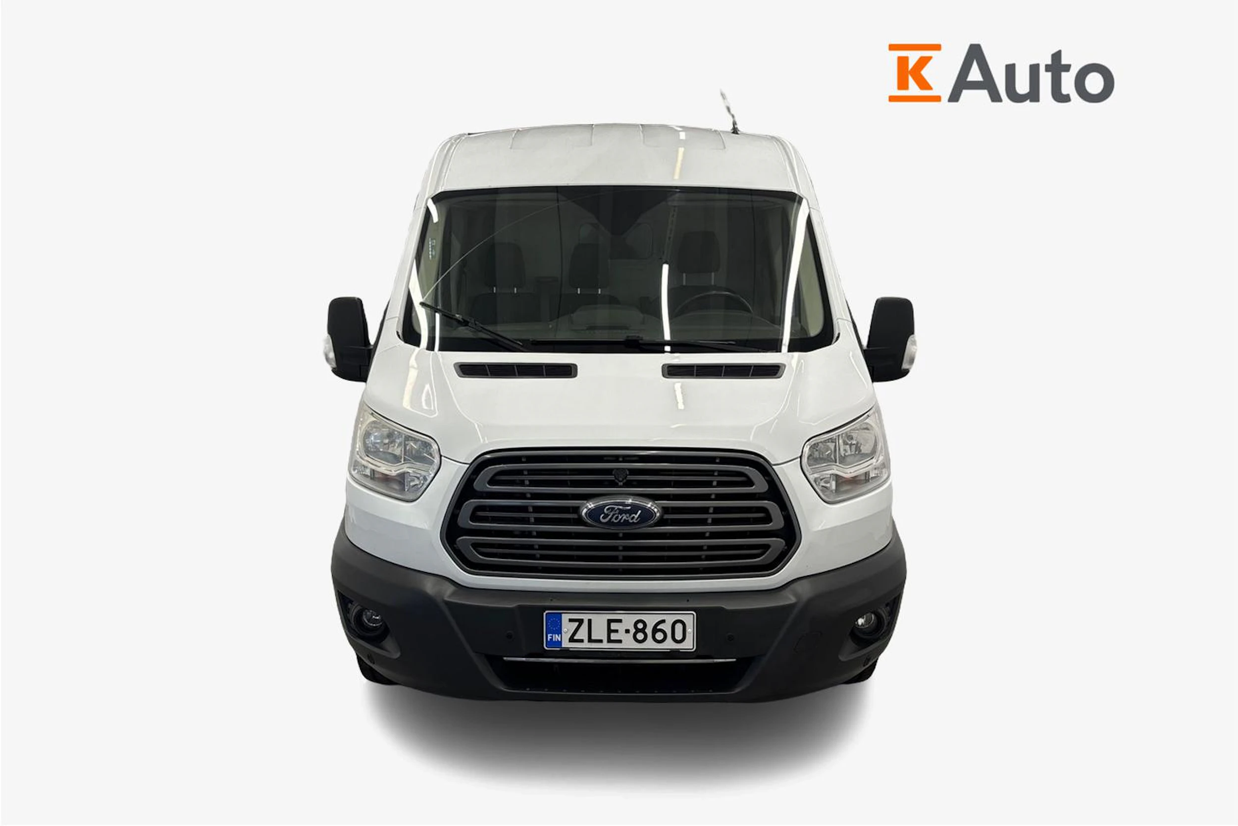 valkoinen Ford Transit 2017 kuva 4.