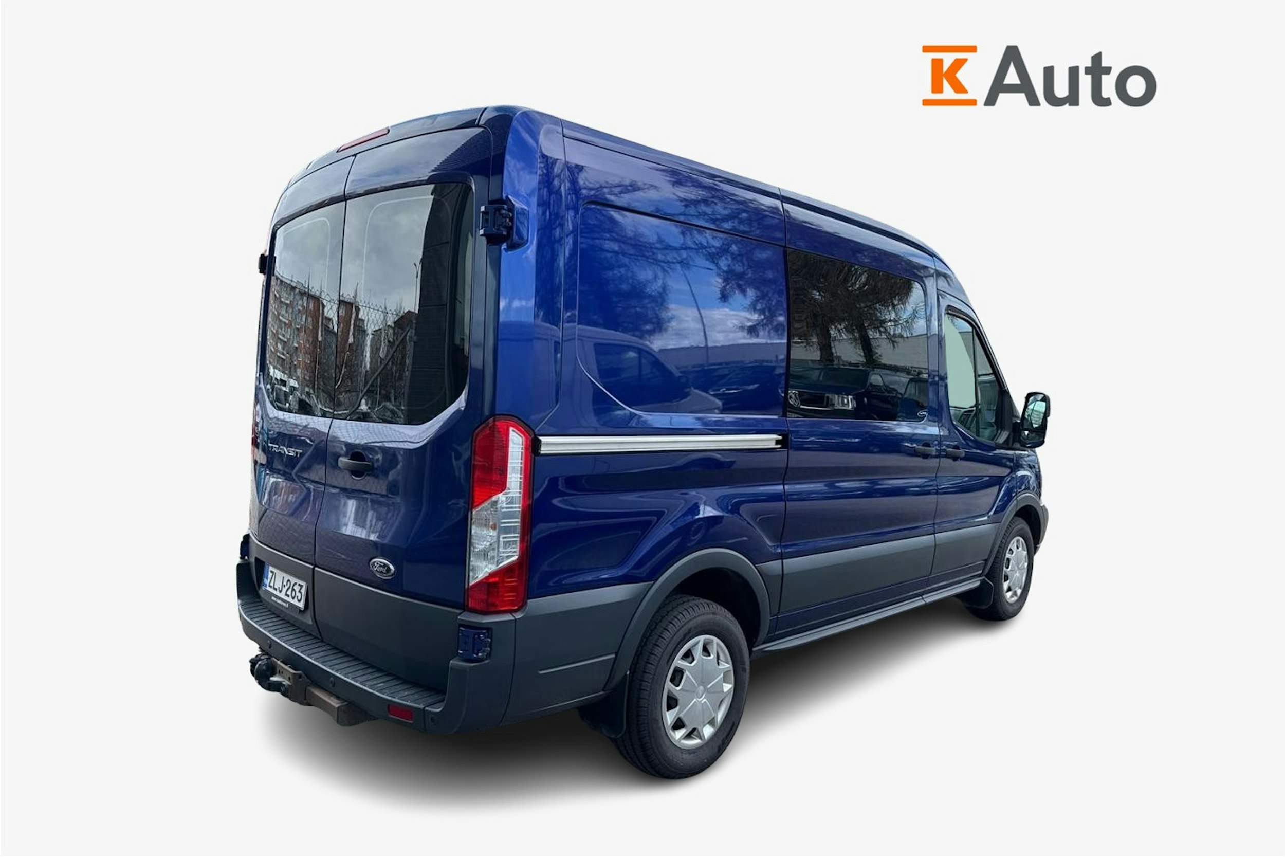sininen Ford Transit 2017 kuva 2.