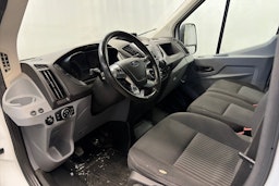 valkoinen Ford Transit 2017 kuva 11.