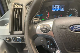 sininen Ford Transit 2019 kuva 25.