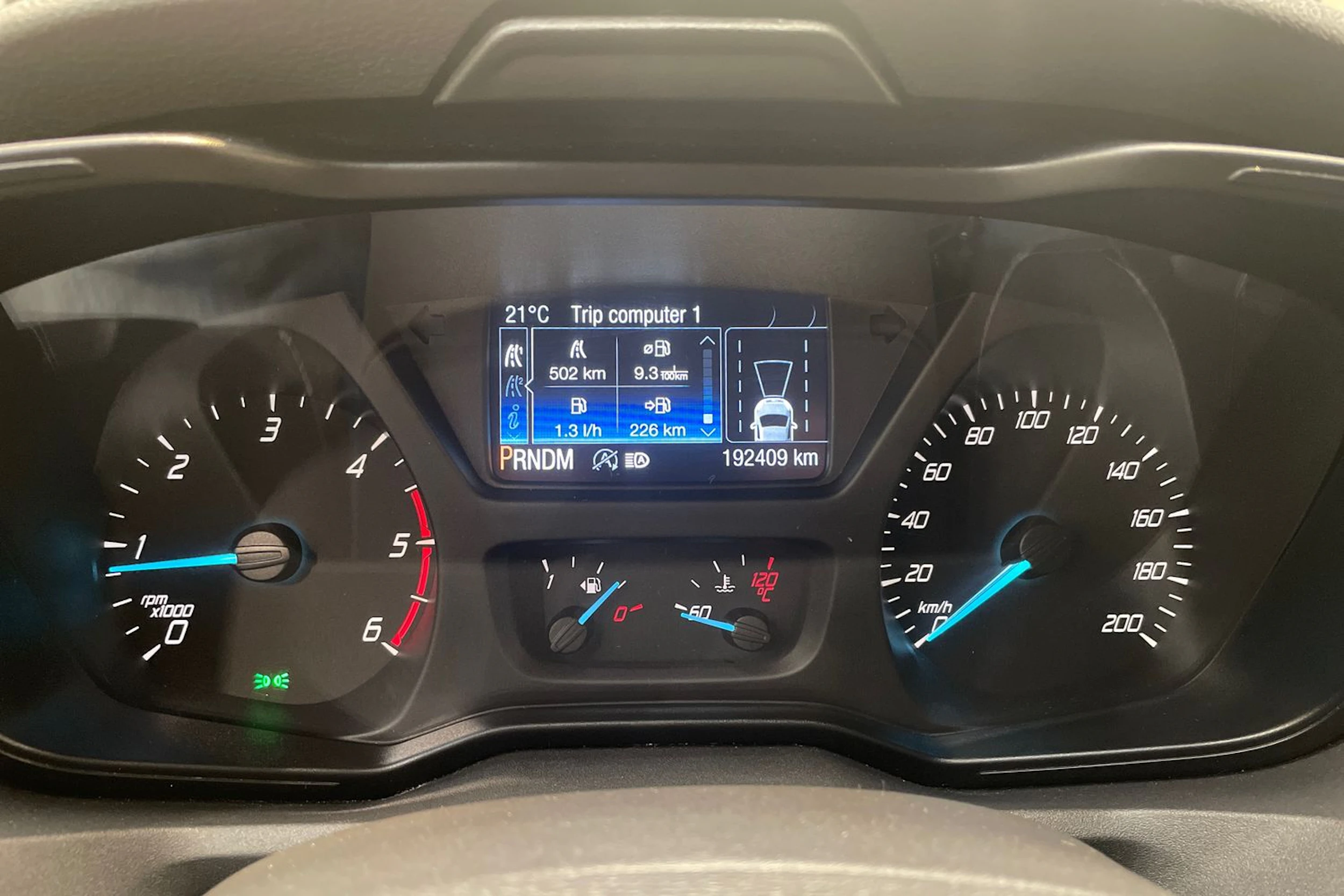sininen Ford Transit 2019 kuva 27.