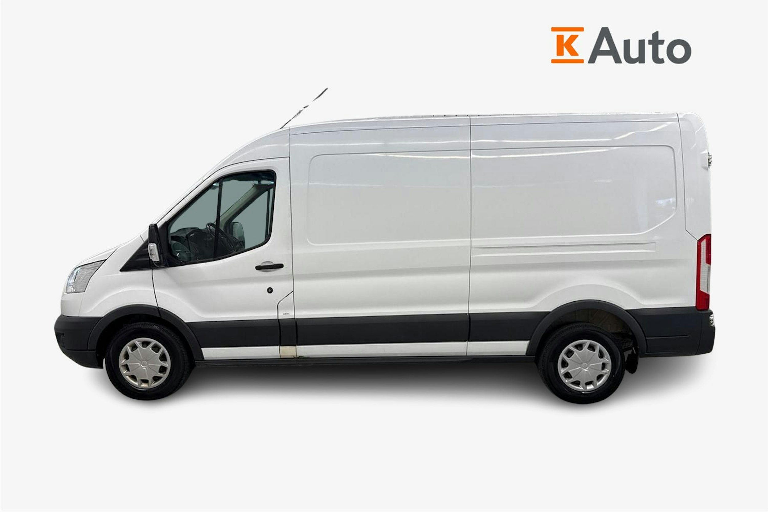 valkoinen Ford Transit 2018 kuva 6.