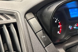 valkoinen Ford Transit 2018 kuva 19.
