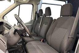 Valkoinen Ford Transit 2018 kuva 10.