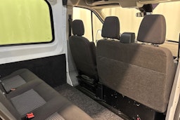 Valkoinen Ford Transit 2018 kuva 16.